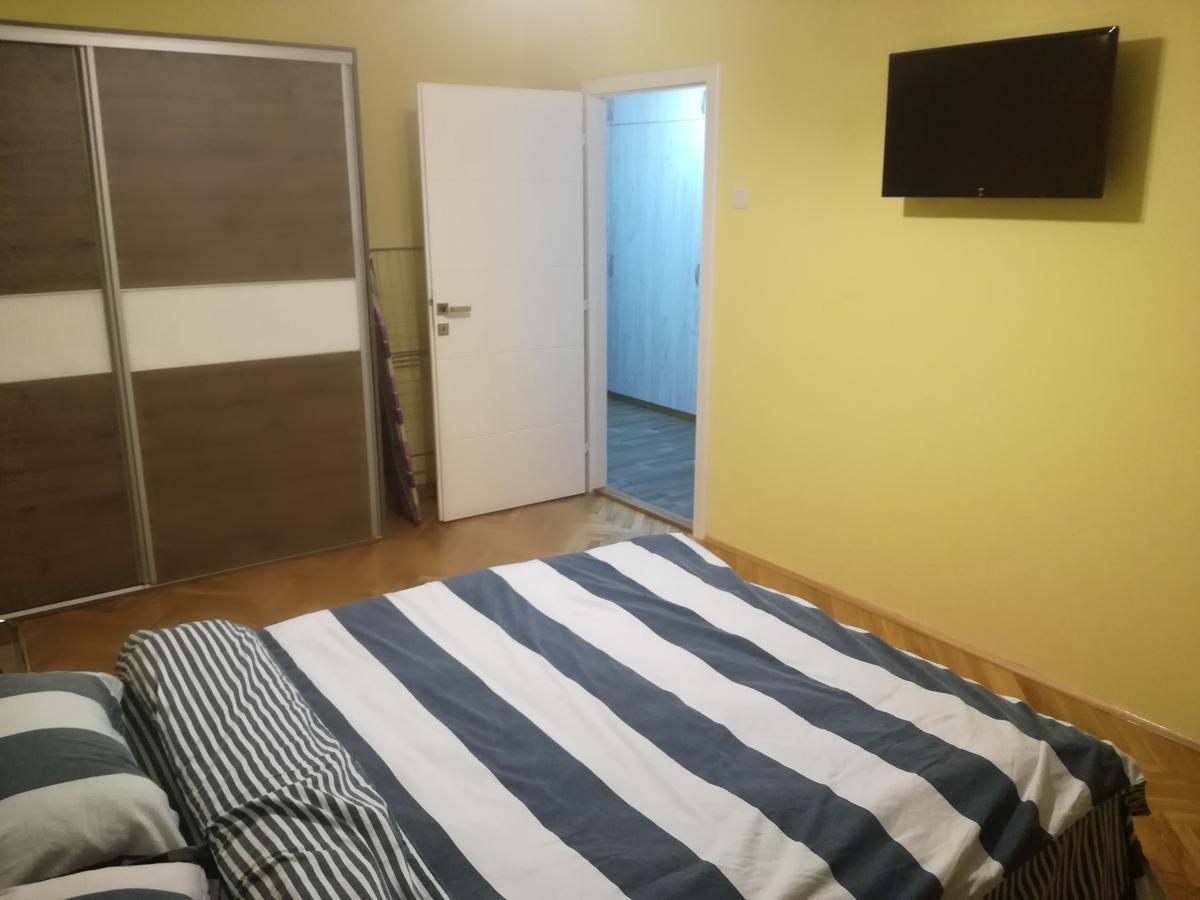 Ferienwohnung Penthouse Novi Beograd Exterior foto